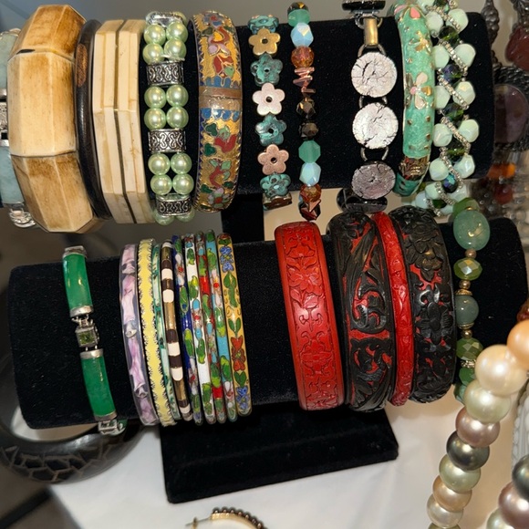 Come dig with me.  Unlisted gorgeousness in every price range. - Picture 12 of 16